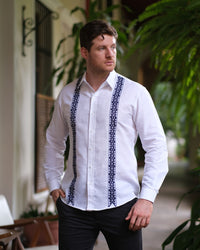 Camisa Samu'u Lino Blanco c/ Azul Marino