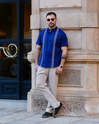 Samu'u azul marinho com cinza